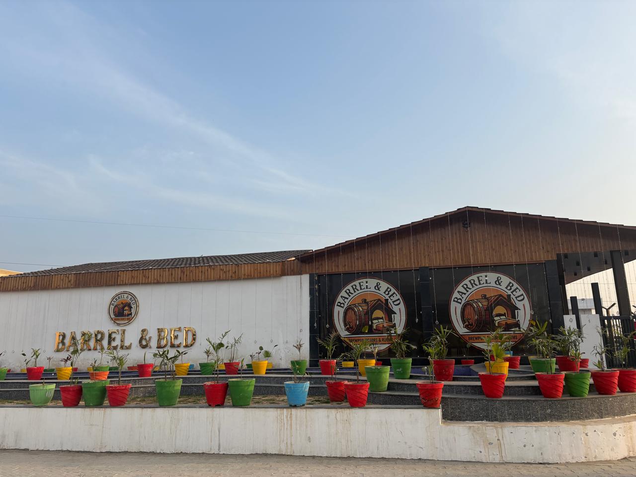 Barrel & Brew Building Exterior - Resort Cafe